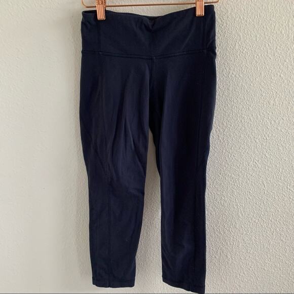Athleta Chaturanga Capri Crop Leggings Dark Blue XS - Picture 1 of 5